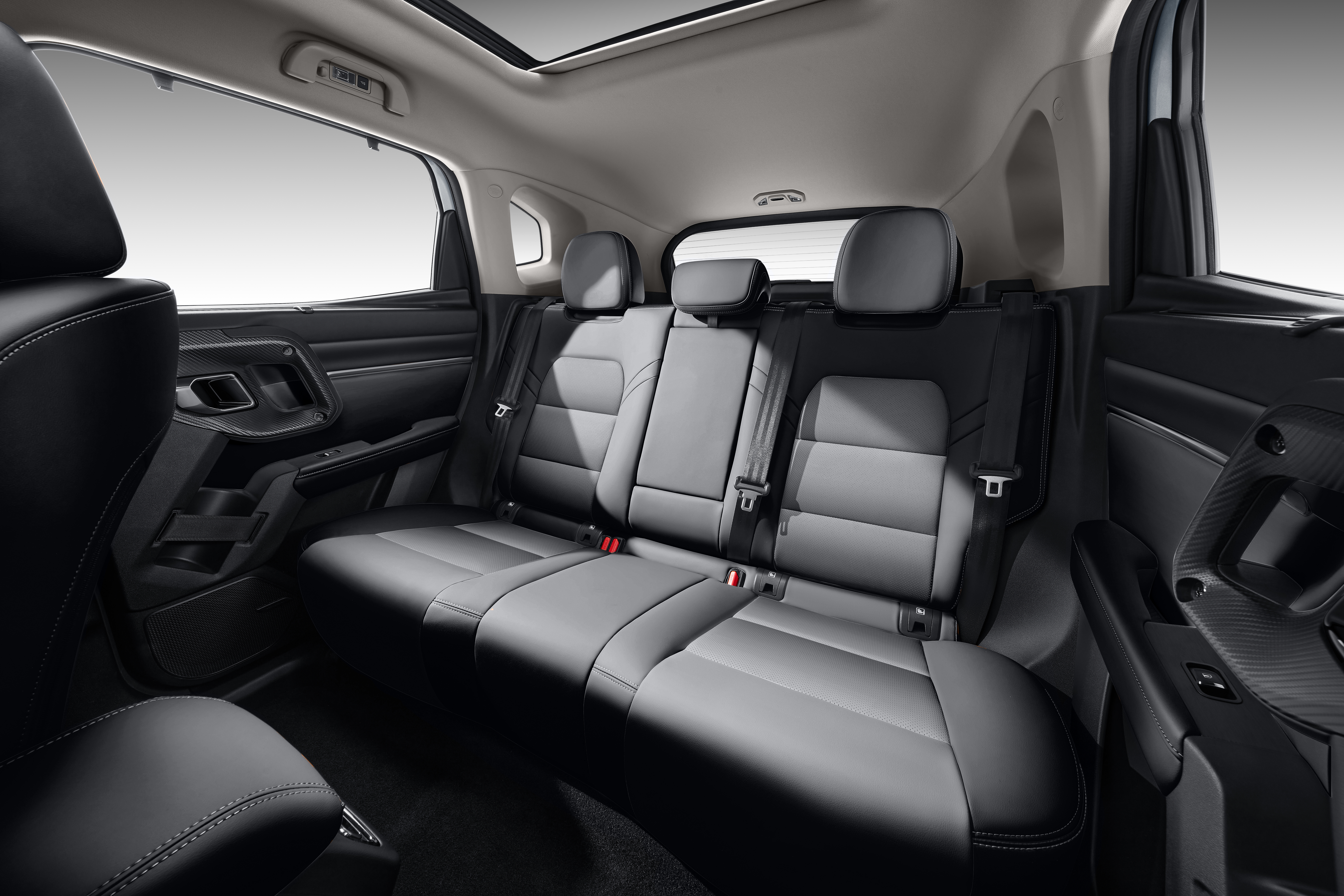 Great Wall Motors ALL NEW HAVAL H7 HEV